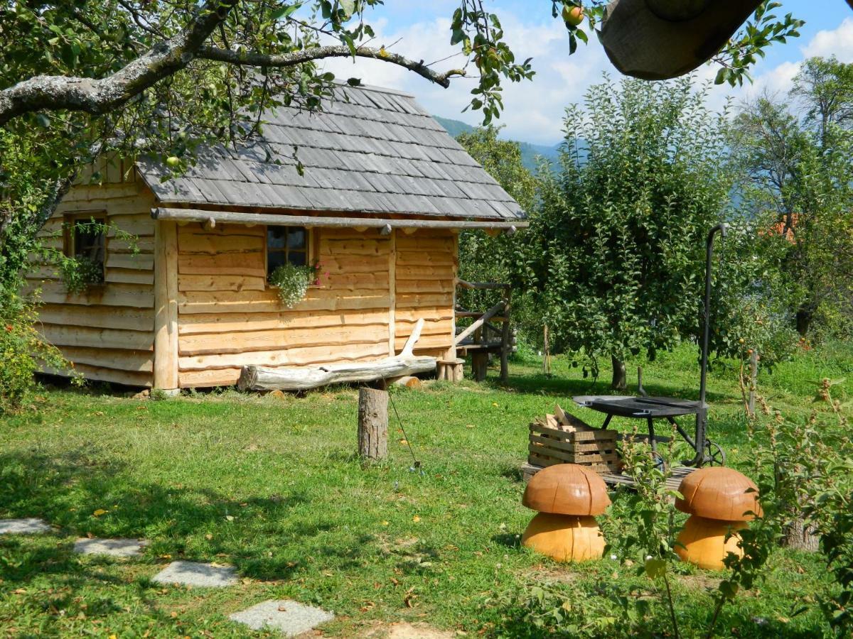 Glamping Organic Farm Slibar Βίλα Tržič Εξωτερικό φωτογραφία